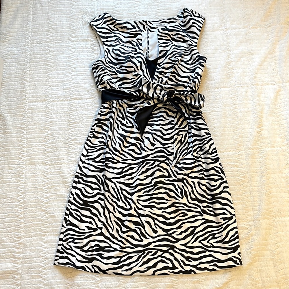 White House black market cocktail dress